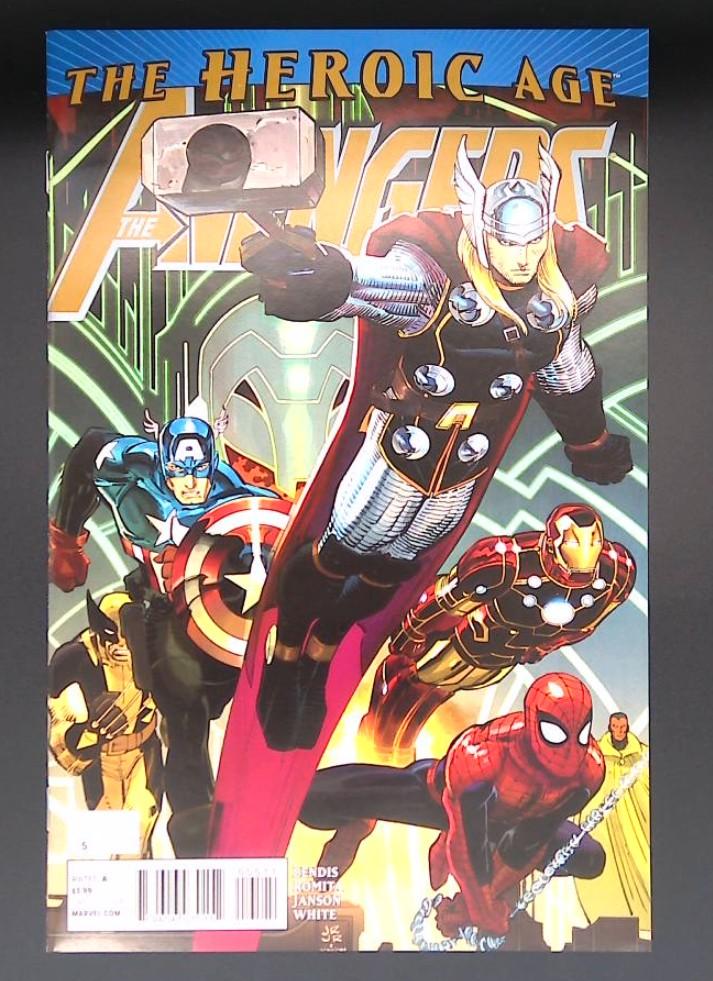 Avengers #1, NM Marvel, 2010