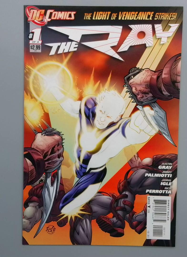 The Ray #1 VF/NM DC Comics, 2011