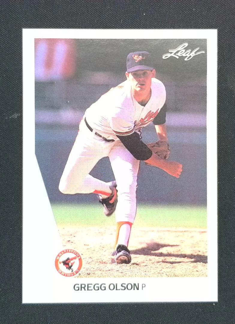 Gregg Olson - 1990 Leaf - 7 - Baseball Pitcher Card