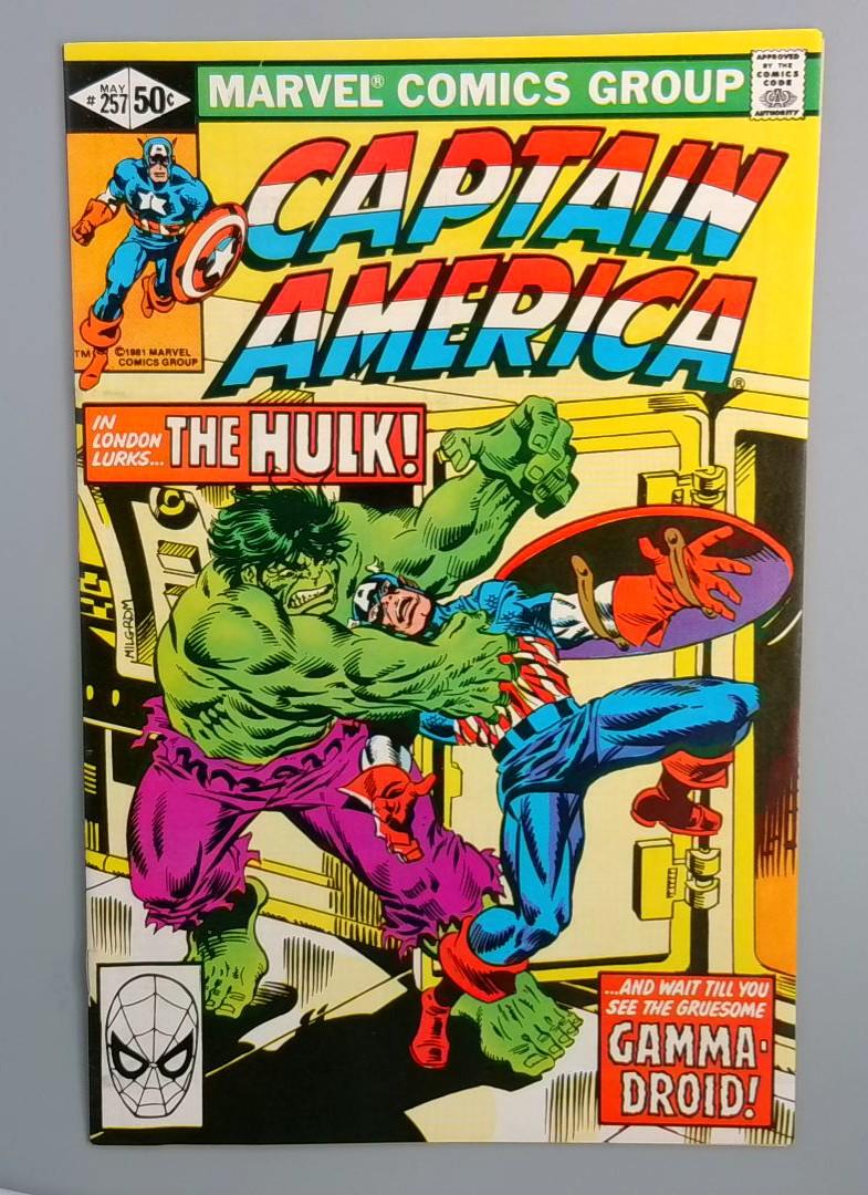 Captain America #257, NM The Hulk, Marvel Comics, 1981 JR1