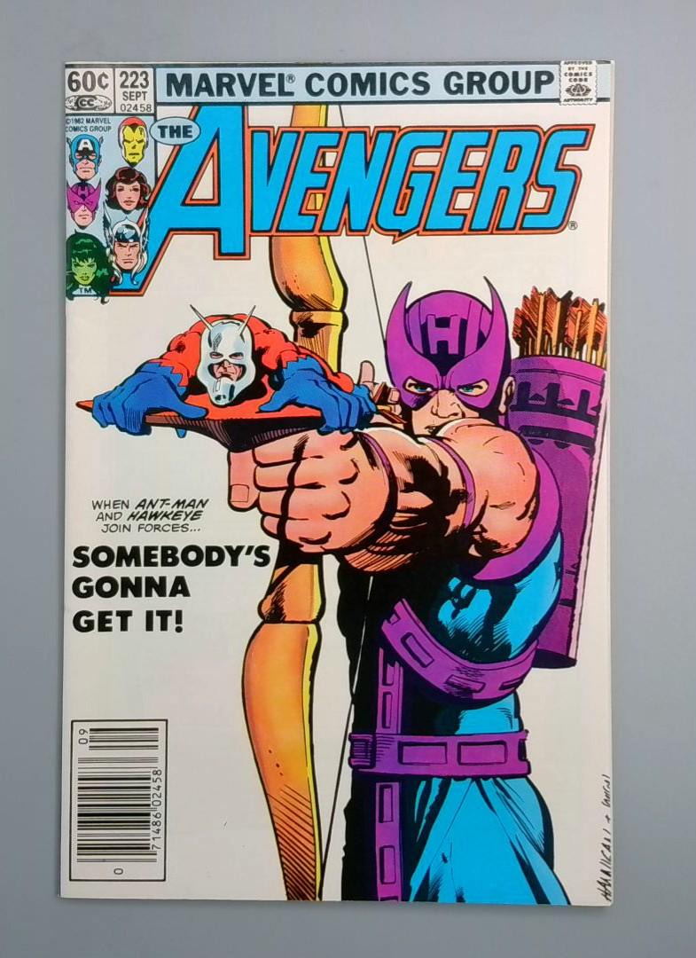 Avengers #223, VF- Iconic Cover Newsstand Marvel Comics, 1982 JR1