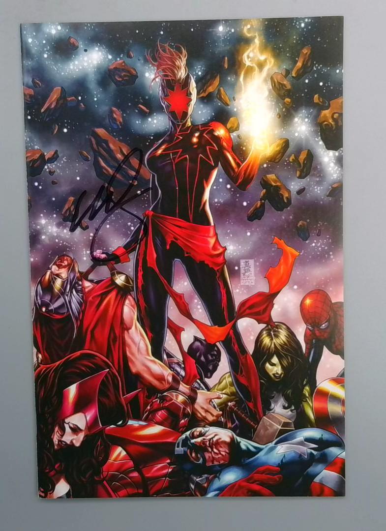 Captain Marvel #12 NM Virgin Variant Cover SIGNED with COA Marvel 2020