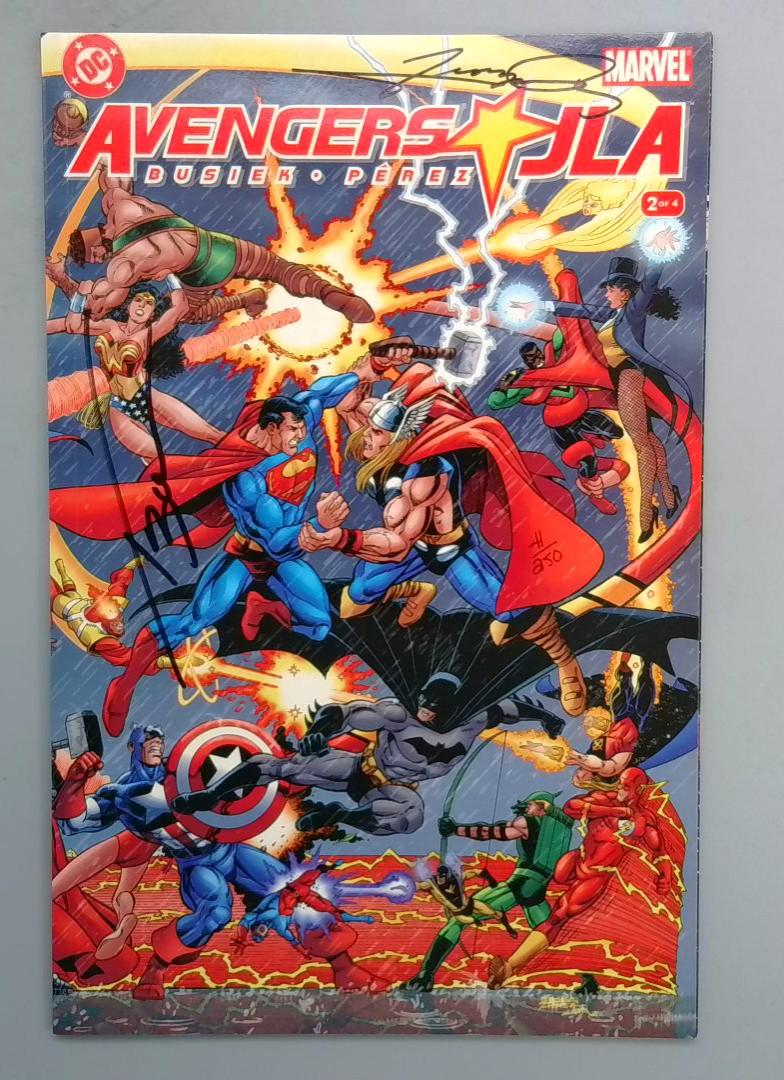 Avengers/JLA #2 NM George Perez Signed COA DC Comics/Marvel, 2003
