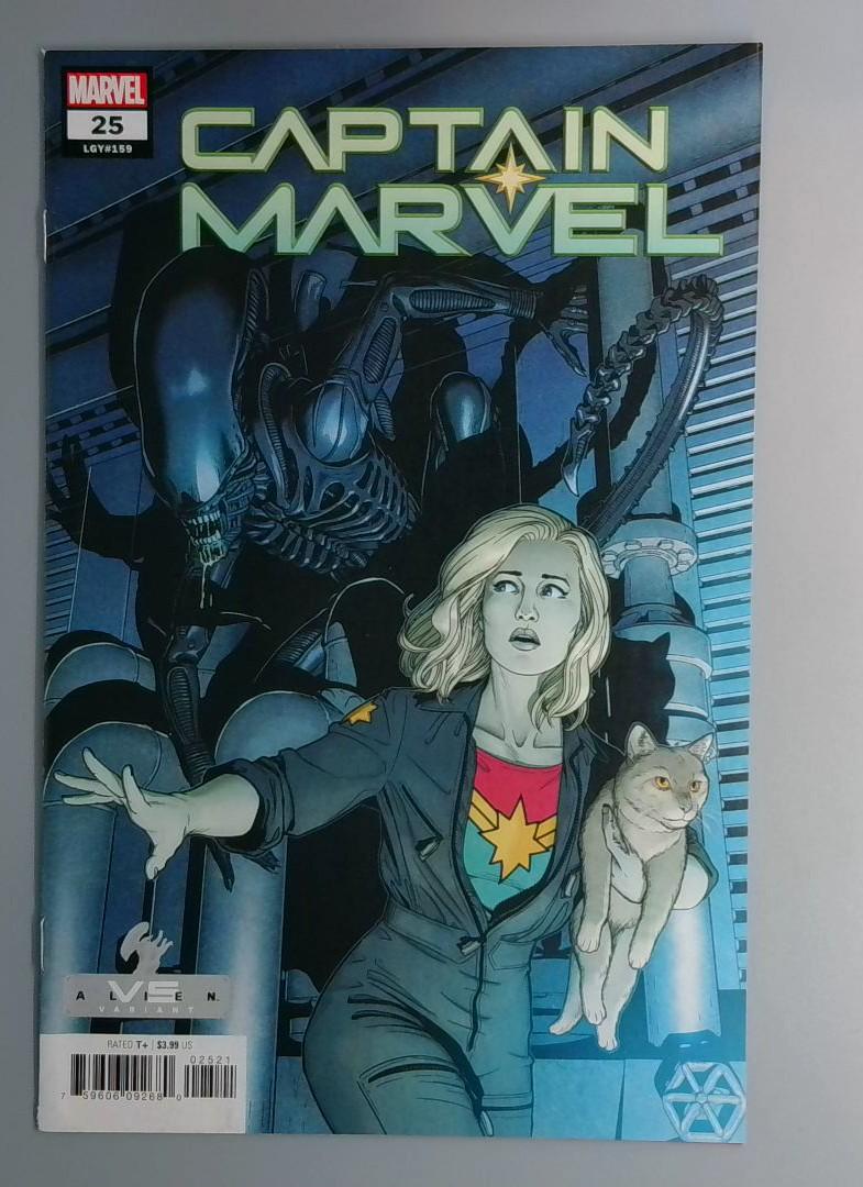 Captain Marvel #25 VF+ Marvel Vs Alien Cover Marvel 2021 JR1