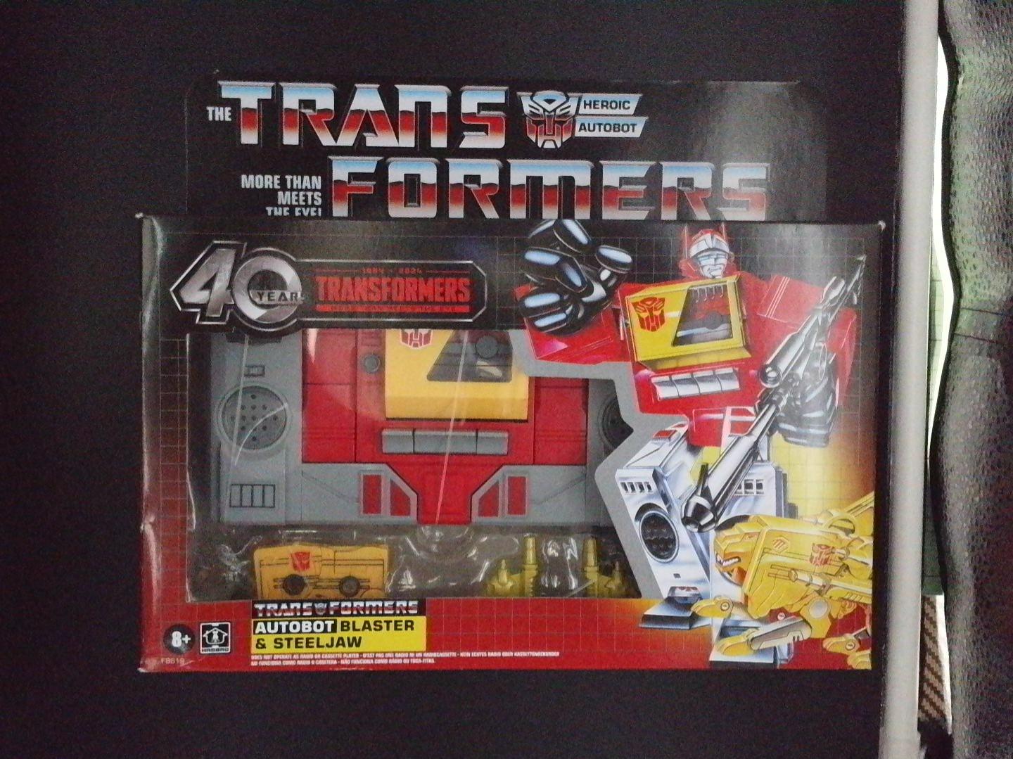 Autobot Blaster and Steeljaw Transformers 40th Anniversary Hasbro 2023