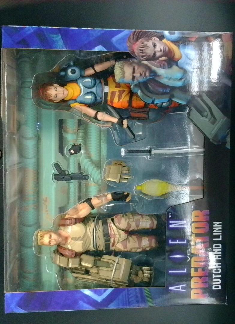 Alien Vs. Predator Dutch and Linn Neca Figure 2019