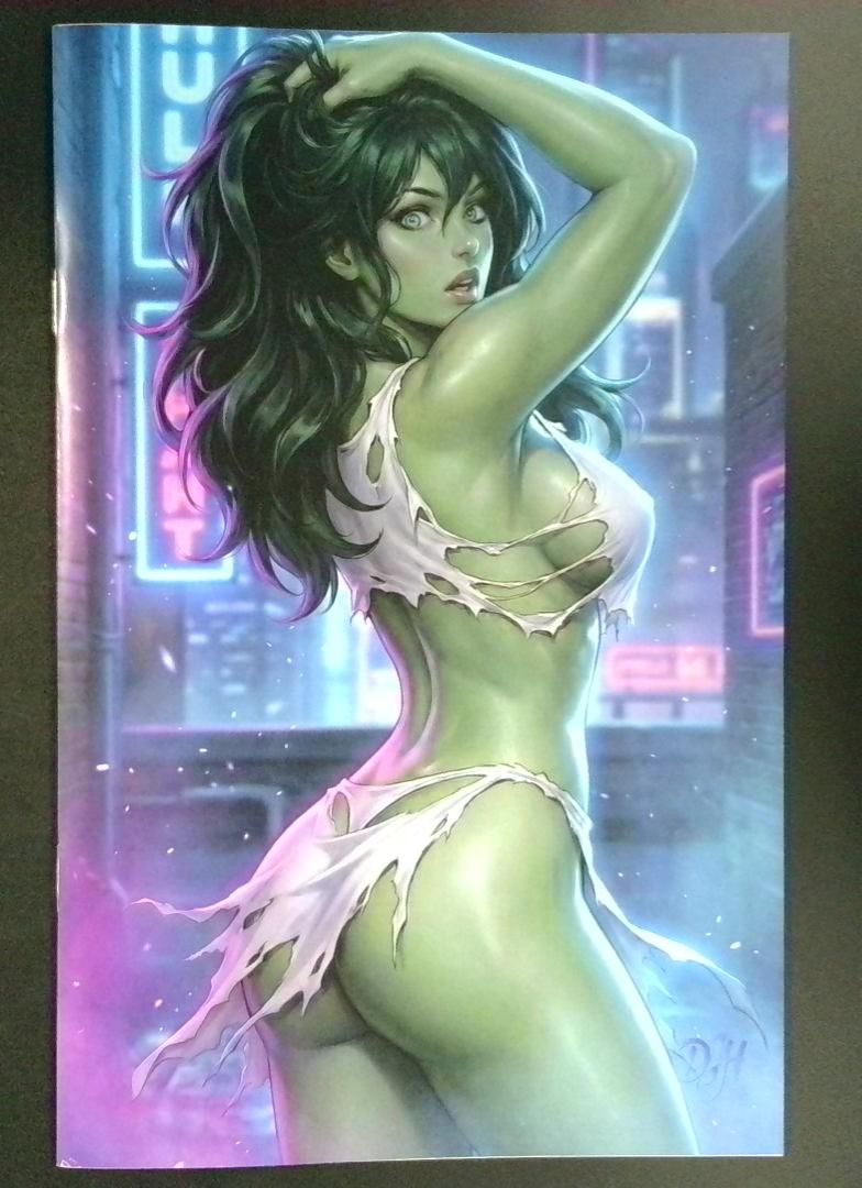Echo Noir #1 NM Savage She Hulk Cosplay Exclusive Virgin Variant