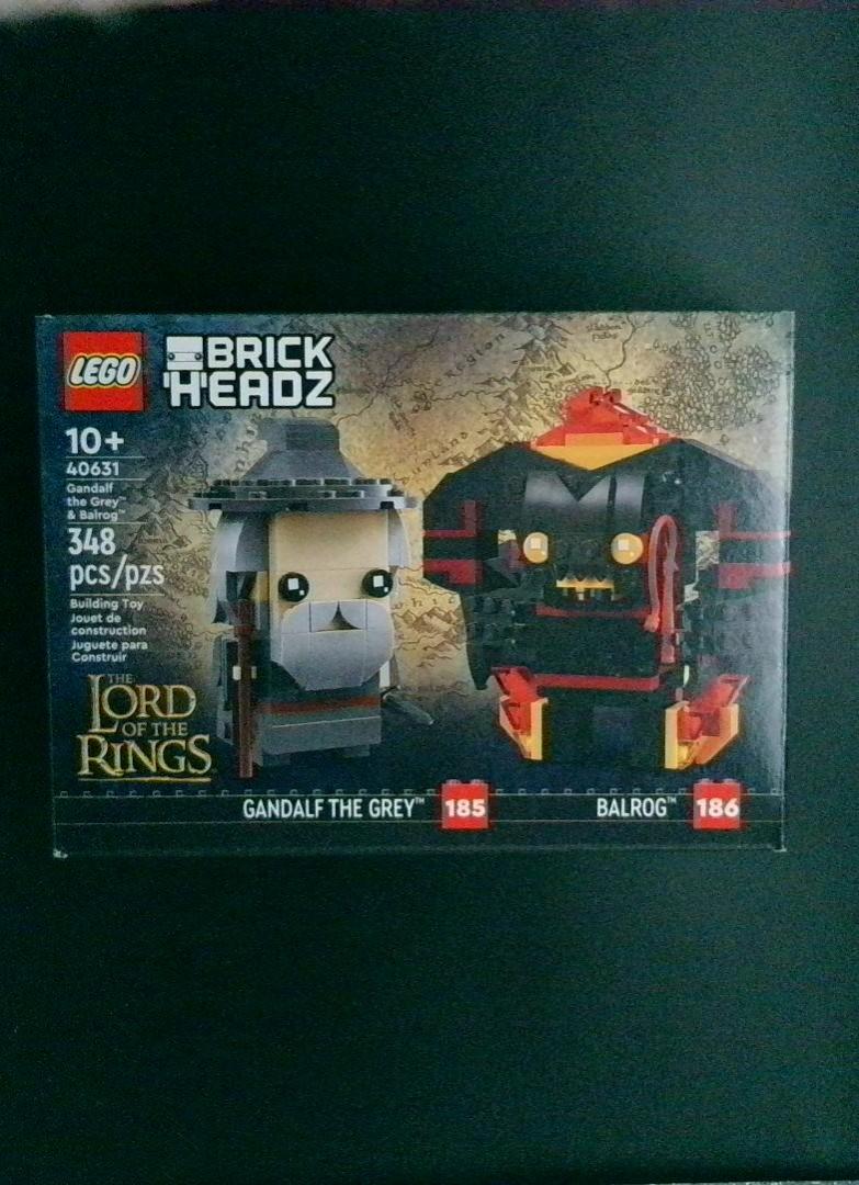 Gandalf the Grey and Balrog Lord of the Rings LEGO BrickHeadz 40631
