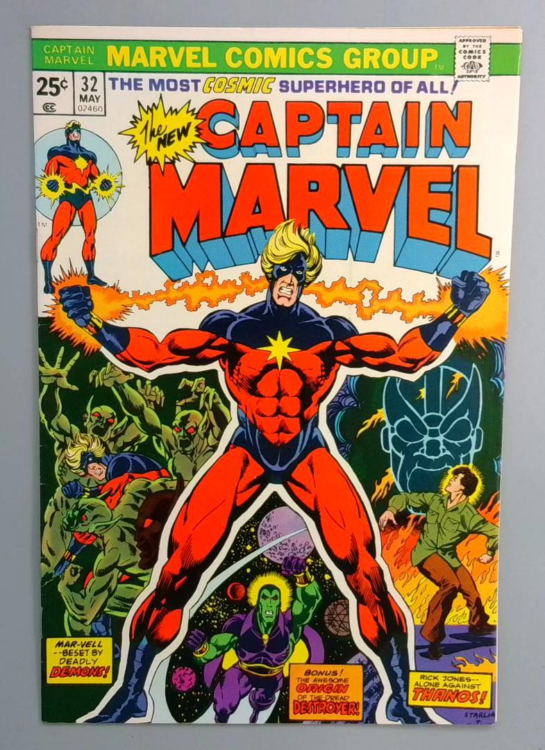 Captain Marvel #32 VF Origin of Drax, Jim Starlin Issue Marvel 1974