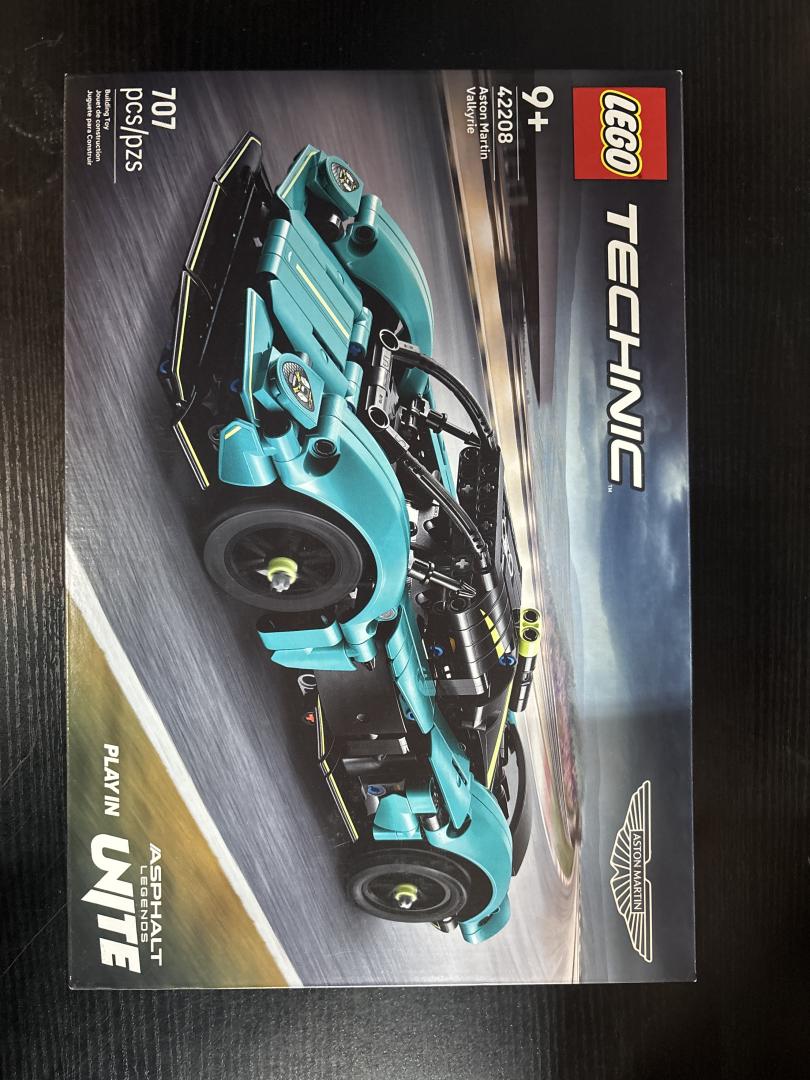 LEGO Technic Aston Martin DB5 42208 2023