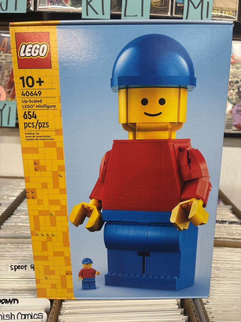 Up-Scaled LEGO Minifigure LEGO 40649