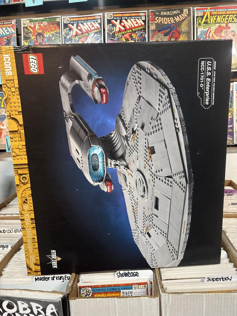 UCS Millennium Falcon Star Wars LEGO 2017