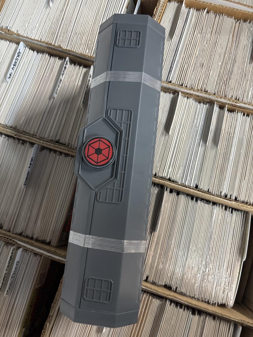Disney Star Wars Galaxys Edge Lightsaber- Darth Tyranus Sealed