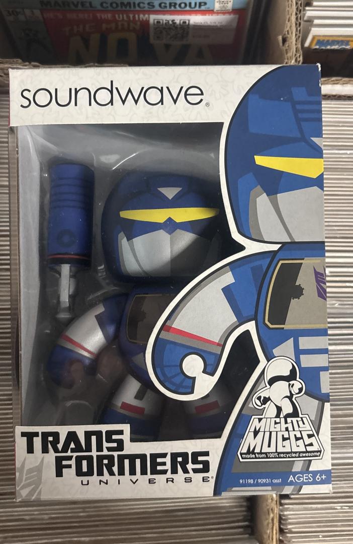 Soundwave Transformers Universe Mighty Muggs Hasbro 2009