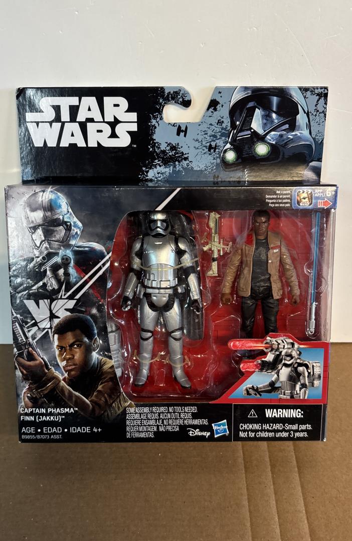 Captain Phasma Finn Jakku The Force Awakens Hasbro 2016
