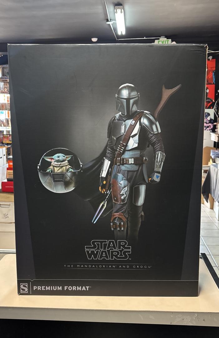 The Mandalorian and Grogu Star Wars Sideshow Premium Format