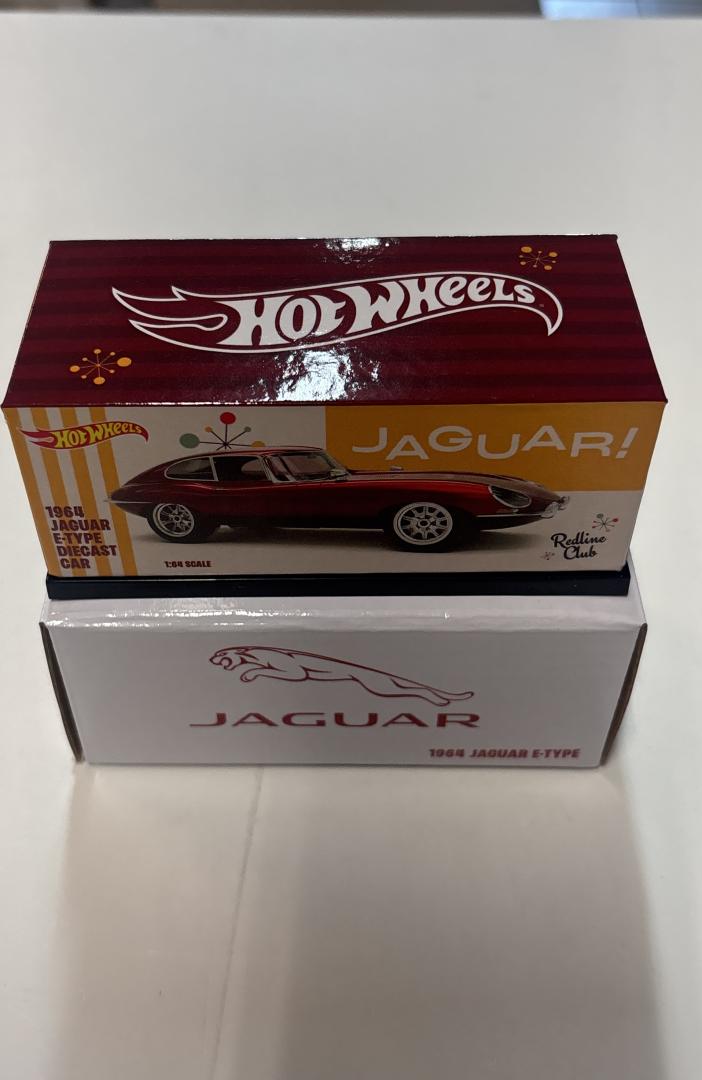 1964 Jaguar E-Type Hot Wheels Redline Club 1:64 Scale Diecast