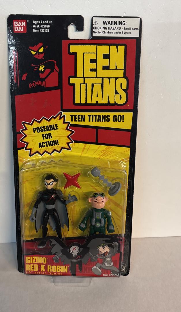 Gizmo and Red X Robin Teen Titans Go Bandai 2003 - Open Package
