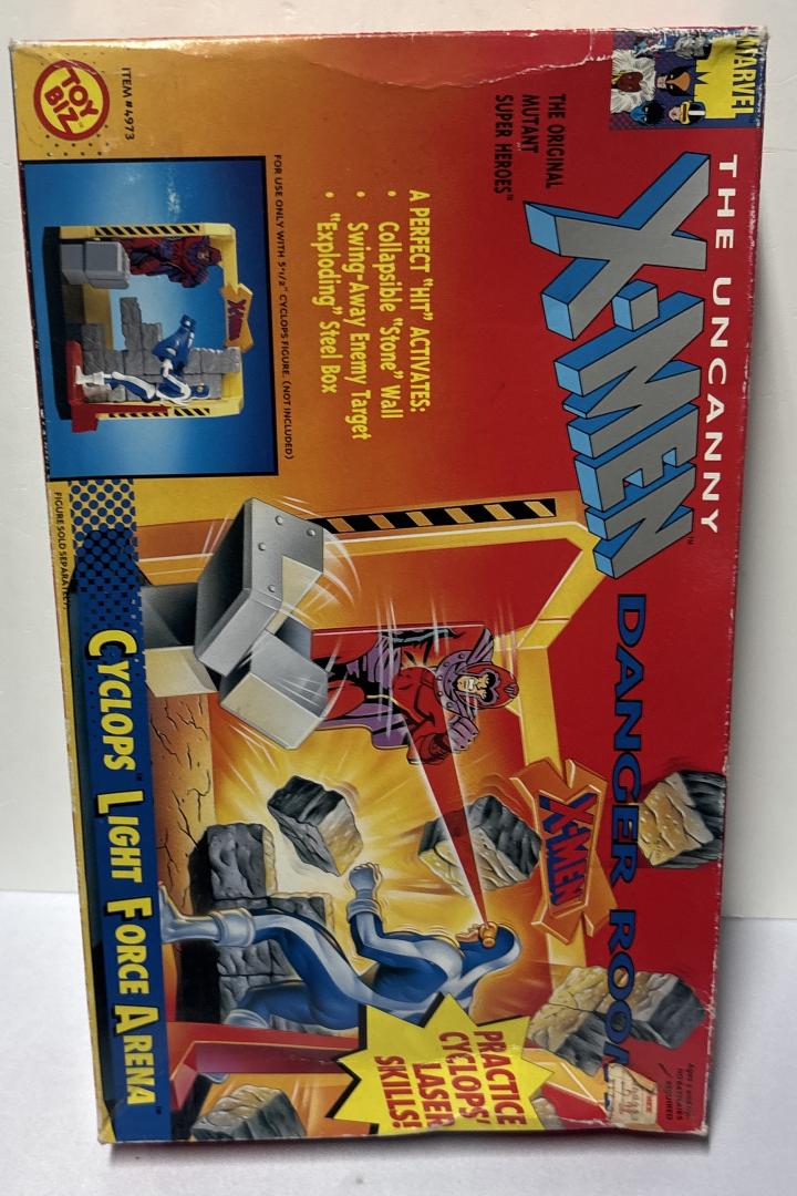 The Uncanny X-Men Cyclops Danger Room Toy Biz 1991 Damaged Box