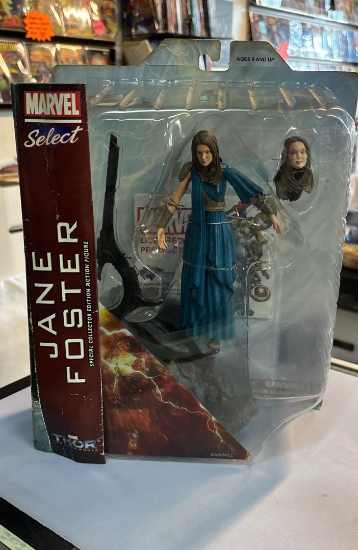 Jane Foster Thor The Dark World Marvel Select Diamond Select Toys