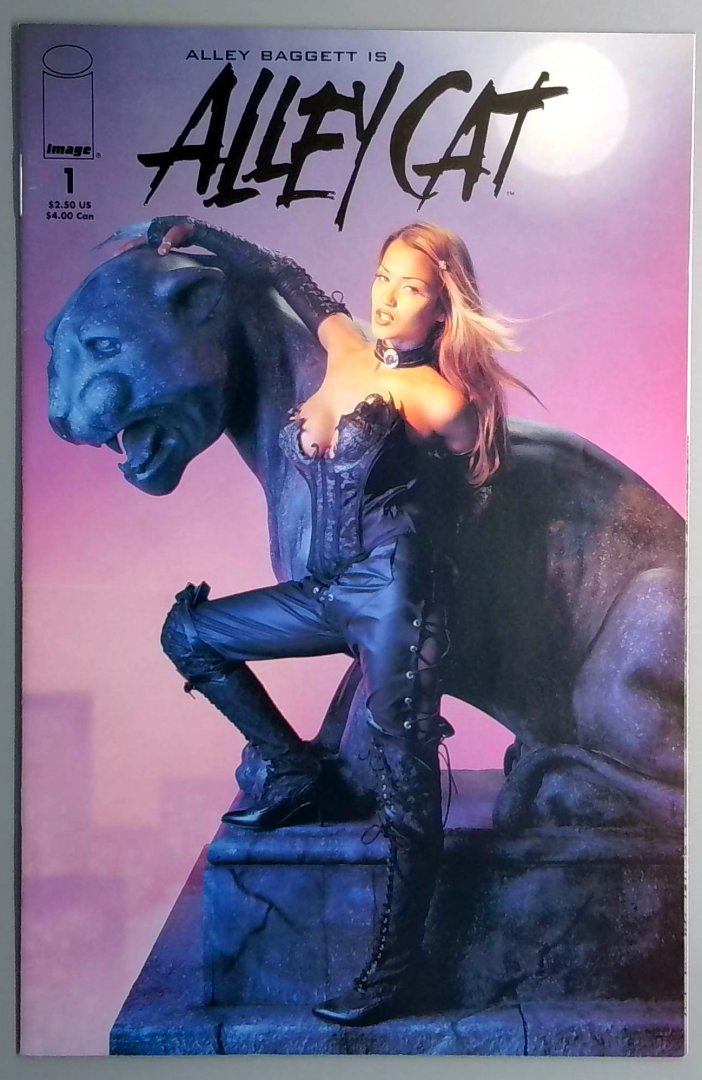 Alley Cat #1 VF+ Alley Baggett Photo Cover with Cat Statue Image 1999