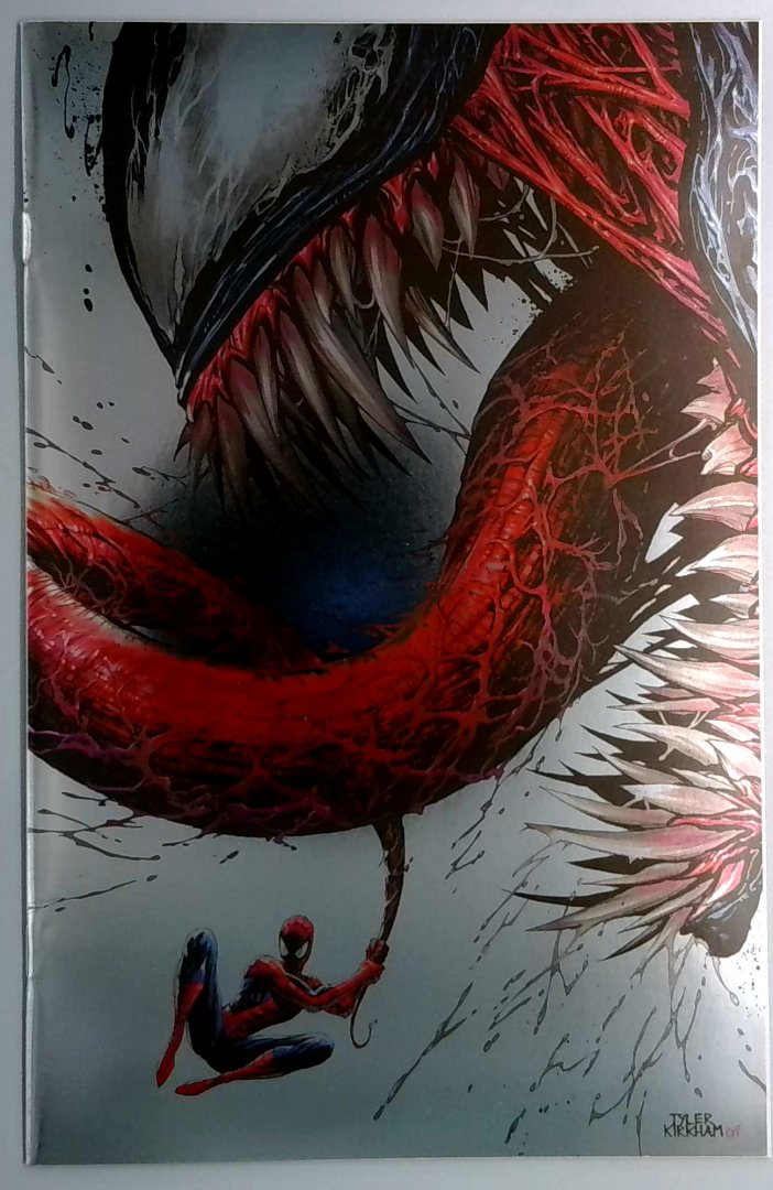 Venom #26 NM Kirkham Foil Marvel