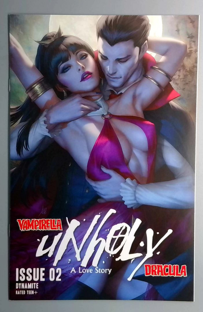 Vampirella Unholy #2 NM-