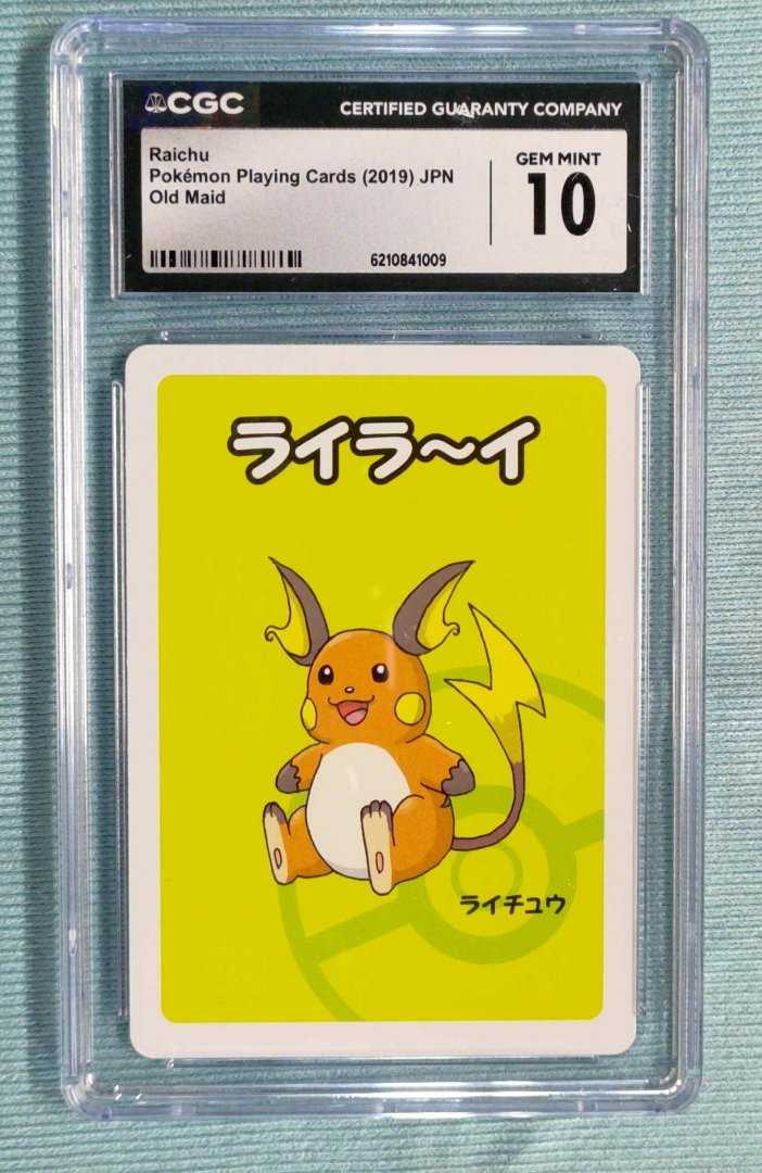 Raichu - Pokémon Playing Cards 2019 - CGC 10 Pokemon - Rare